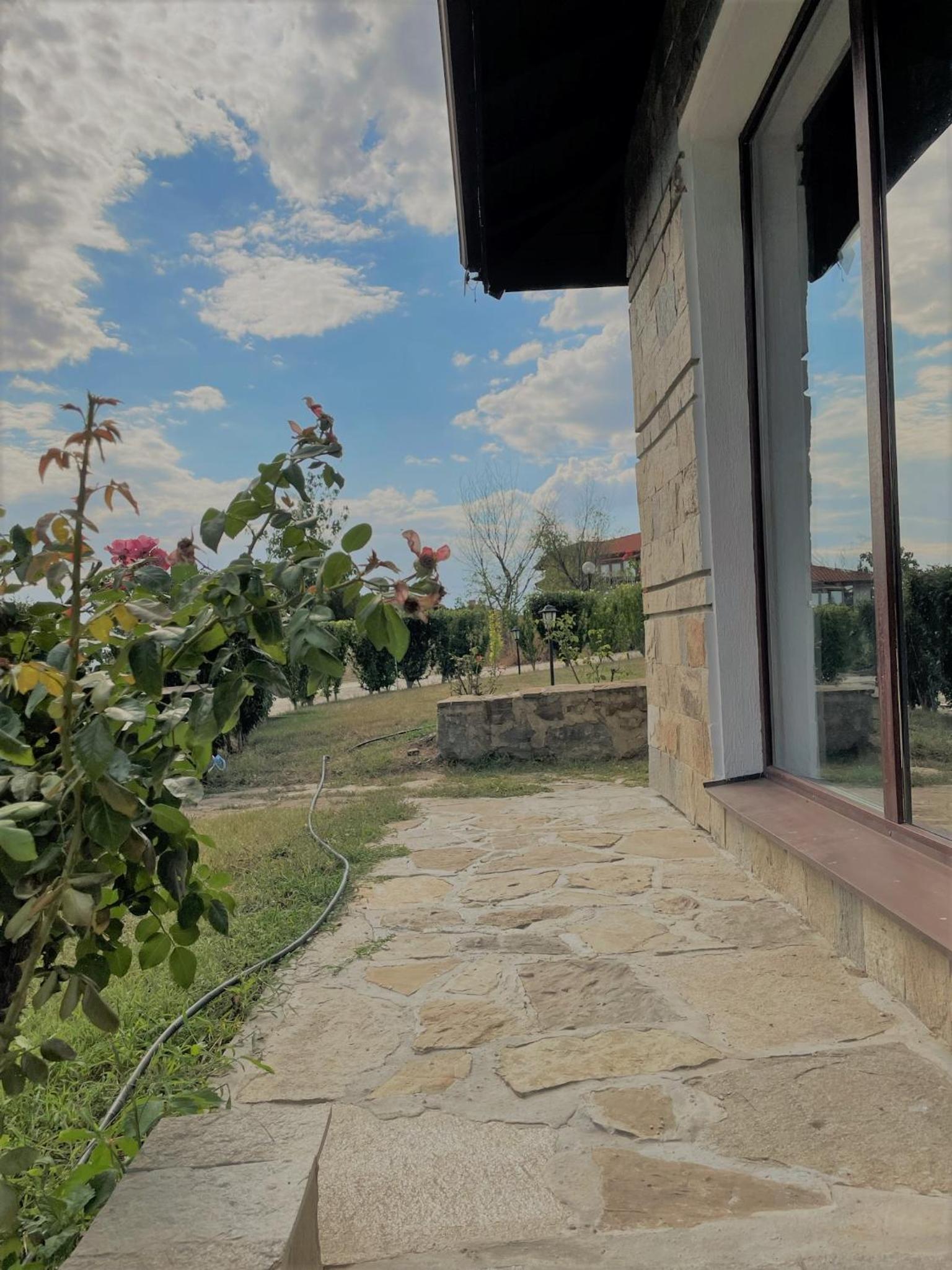 Villa Rada, Bay View Villas