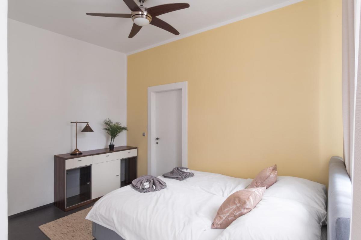 Deluxe apartment in Old Town by Prague Days