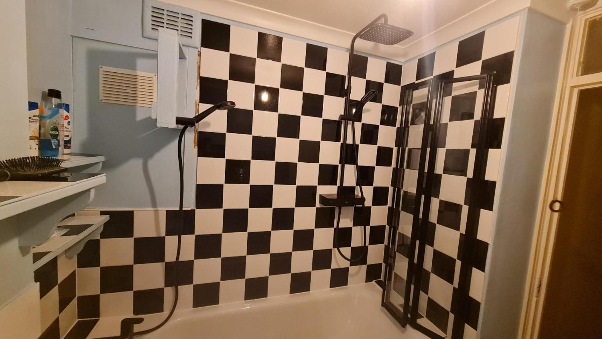 Cheap kensington apartment central London