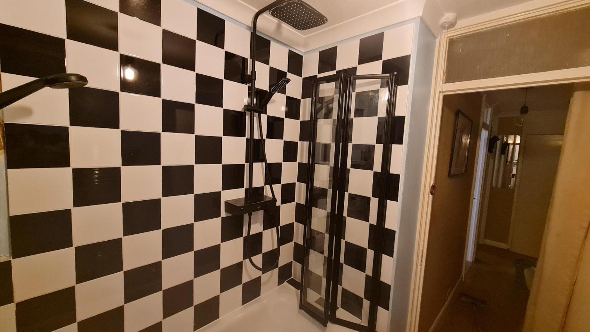 Cheap kensington apartment central London
