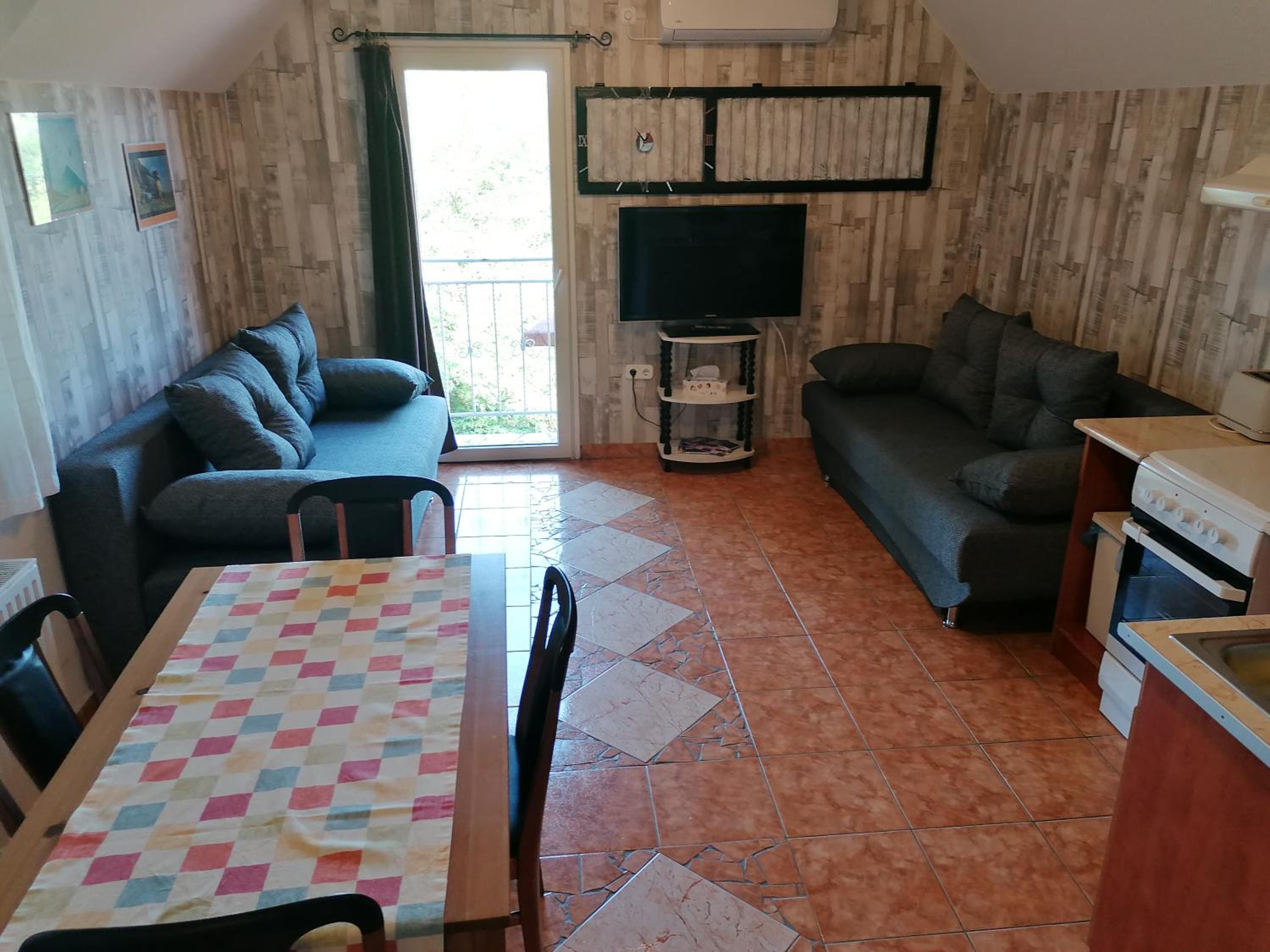Tabán Apartman view 4