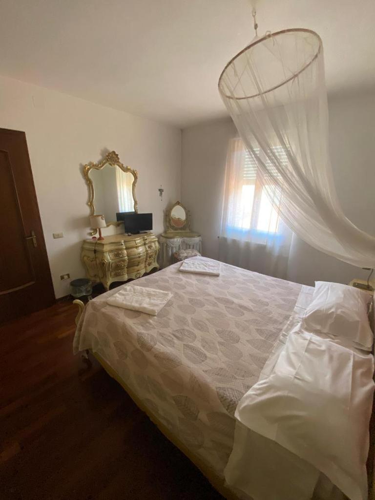 Eagle's Nest Venice Guest House