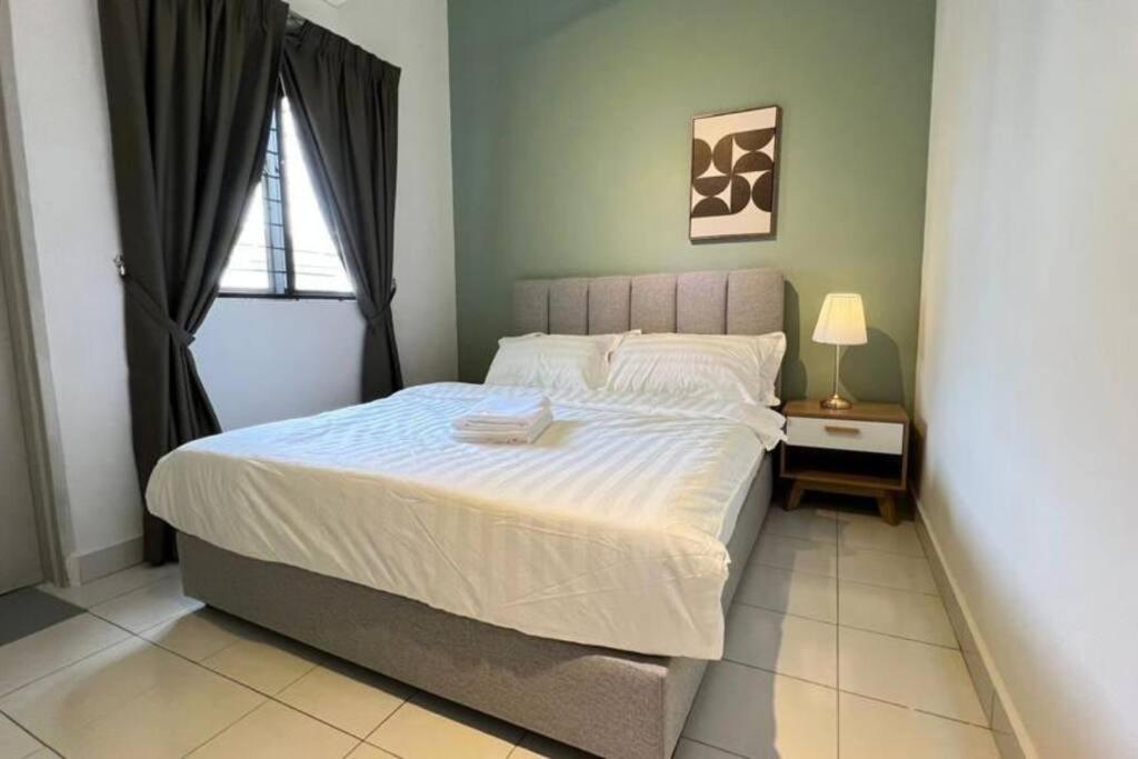 Spacious Townvilla - 10pax photo 3