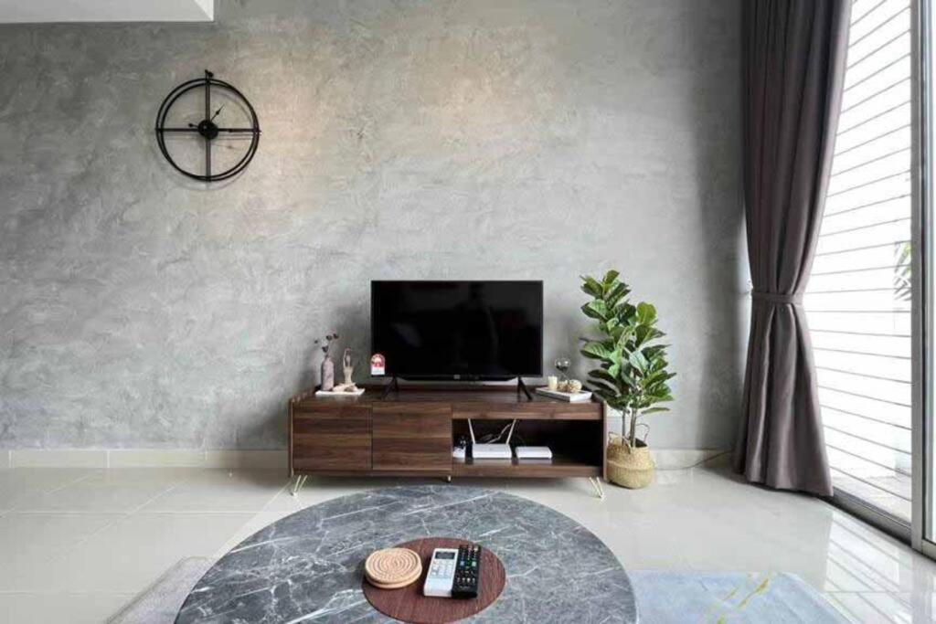 Spacious Townvilla - 10pax photo 7
