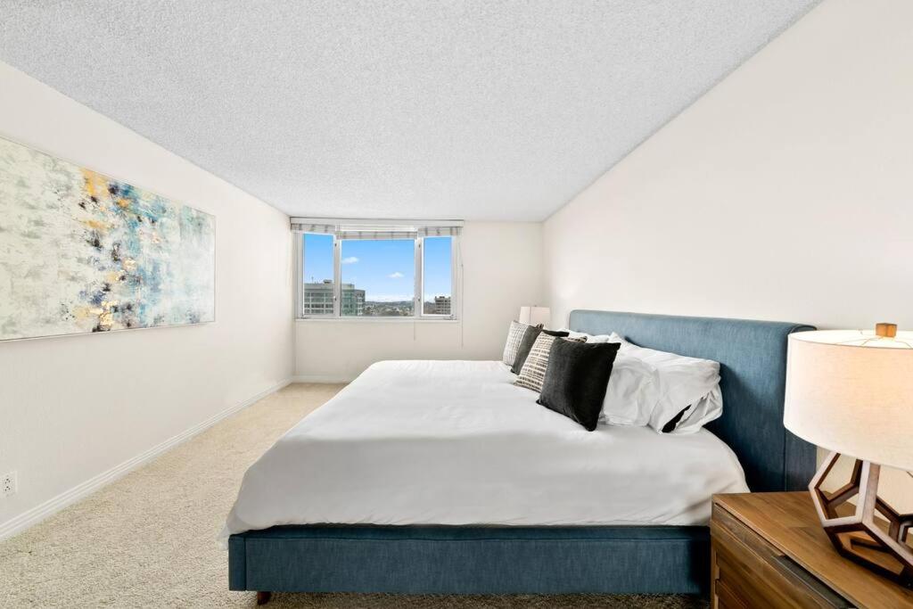 Smoky Quartz -Marina View Spacious 3BR near Yacht Club