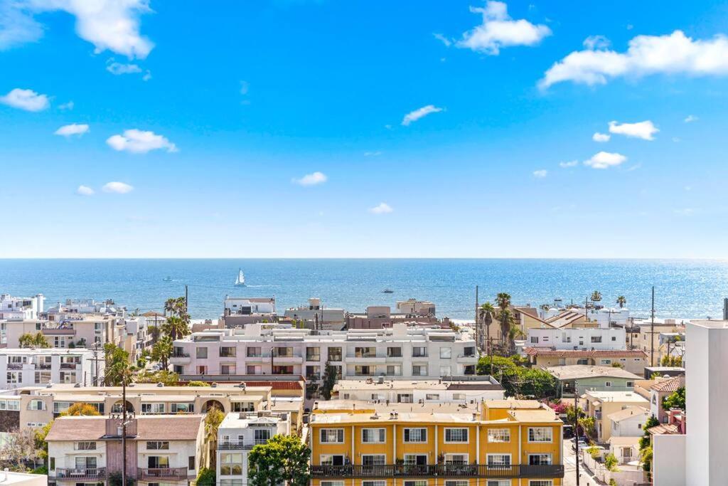 Smoky Quartz -Marina View Spacious 3BR near Yacht Club