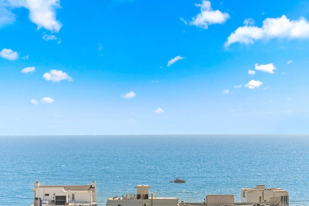 Smoky Quartz -Marina View Spacious 3BR near Yacht Club