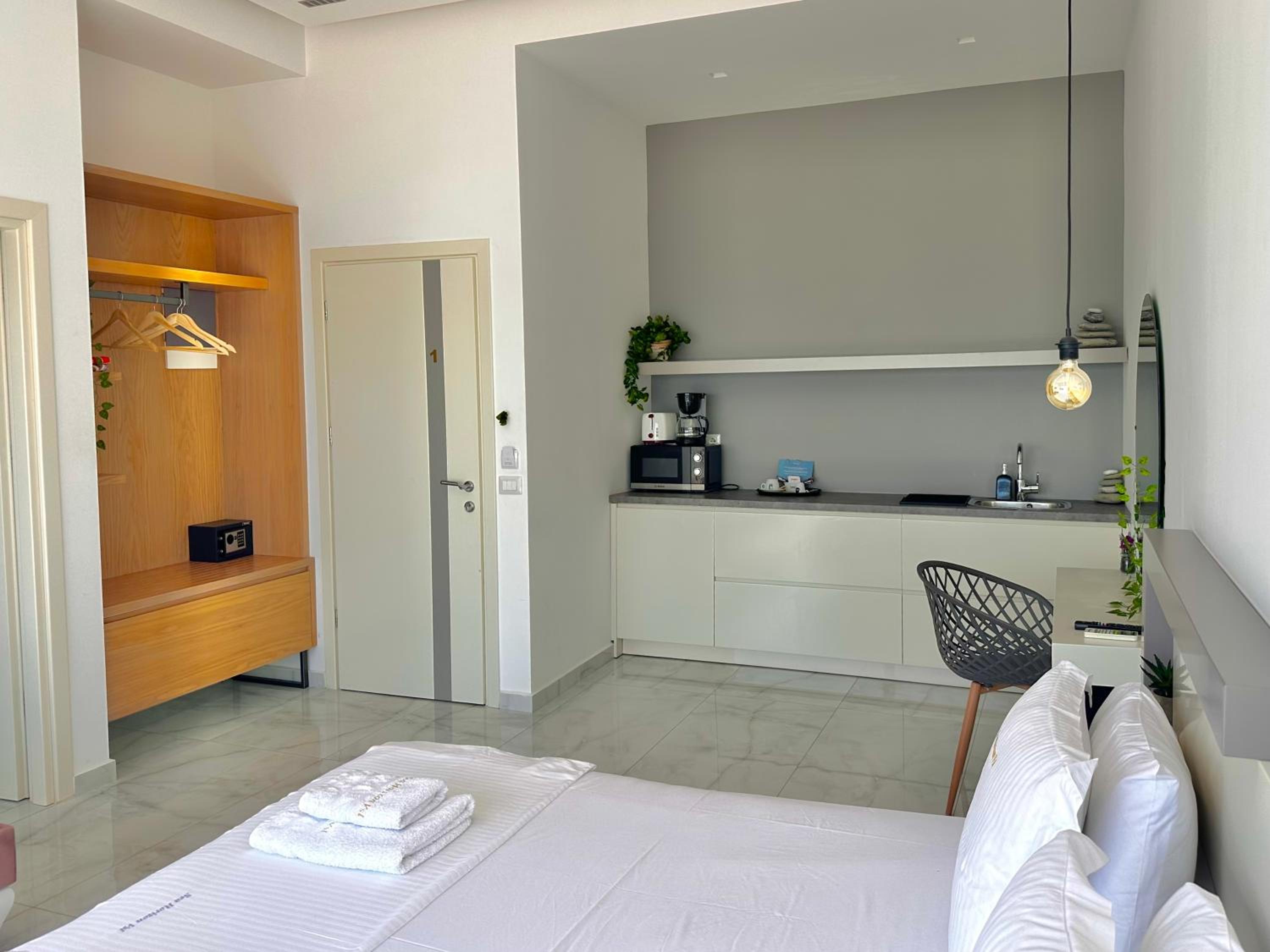 Sea Horizon Vsl Suites & Apartments