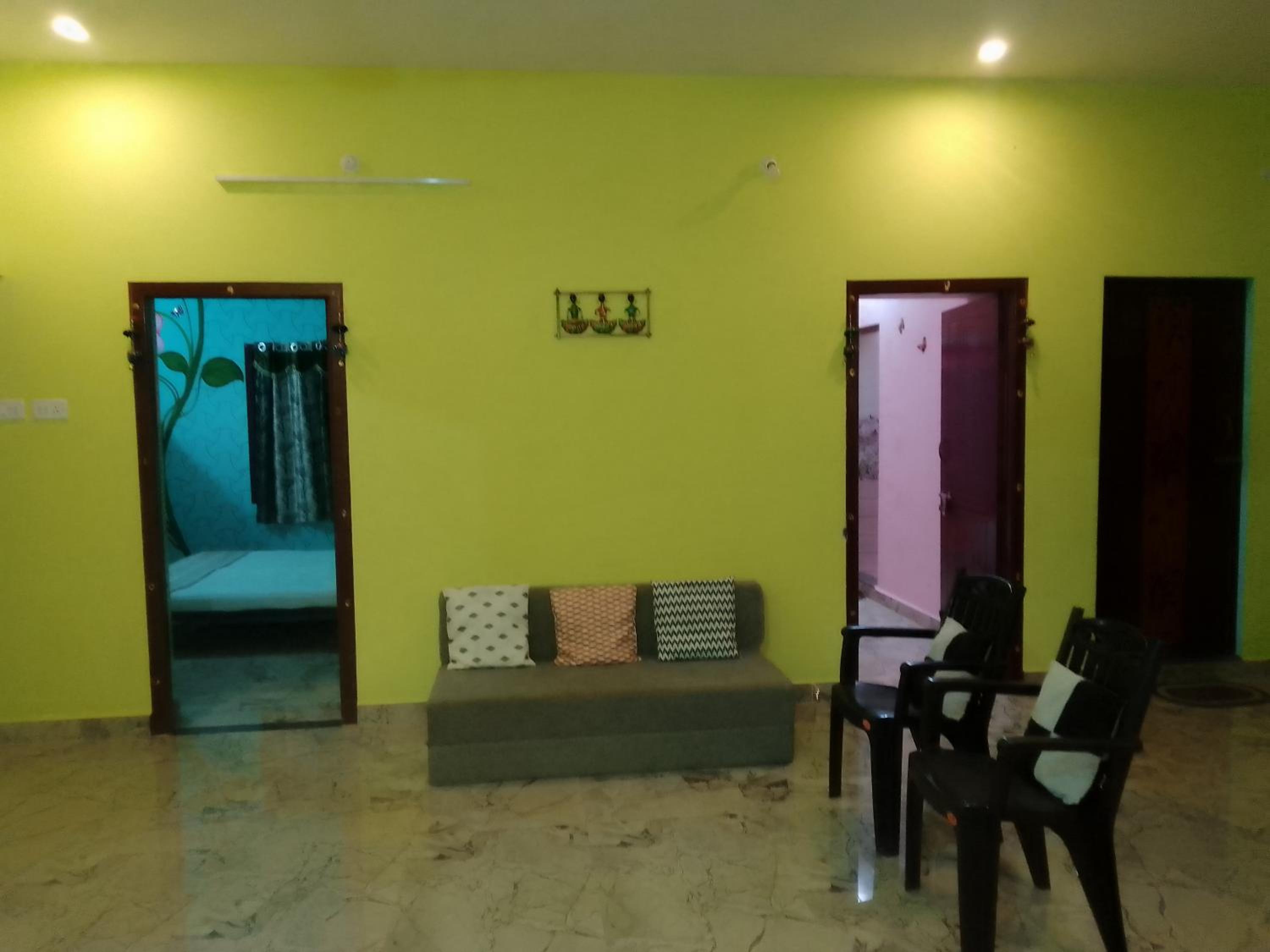 SHI's Spacious 2BHK Home Stay at Thanjavur view 2