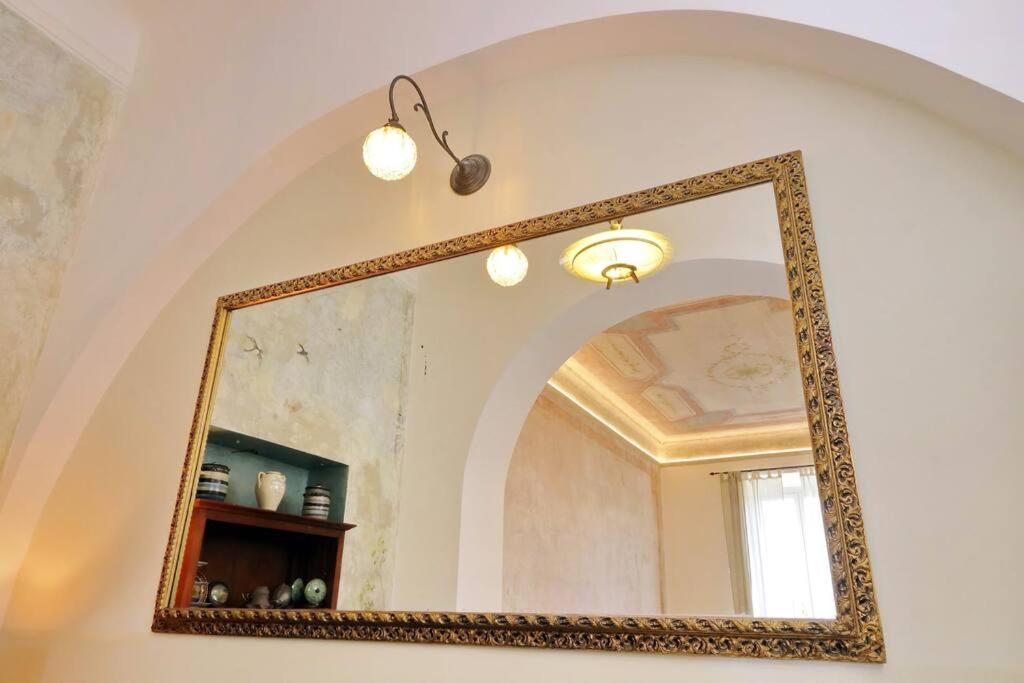 Bright flat with wonderful views in the centre