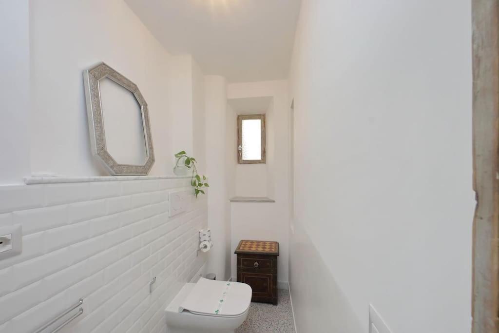 Bright flat with wonderful views in the centre