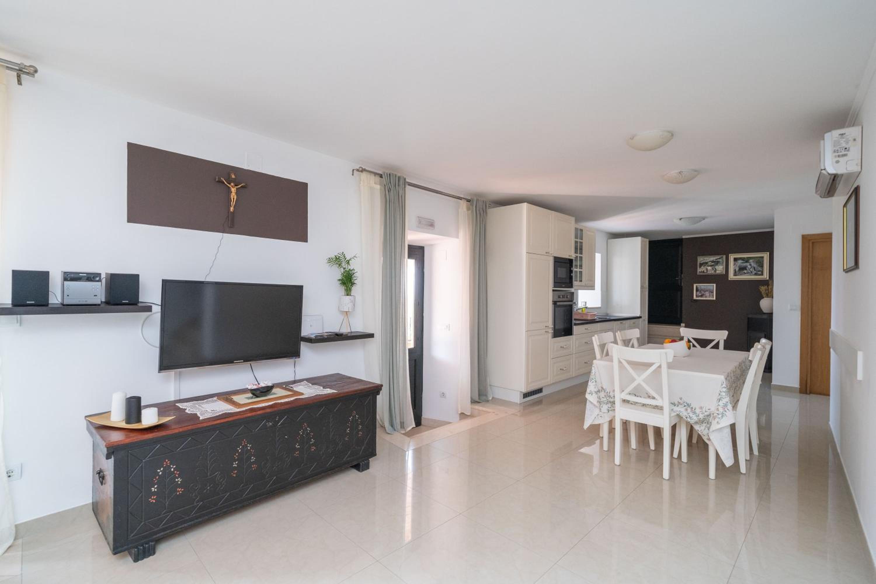 Holiday Home Majkovi view 5