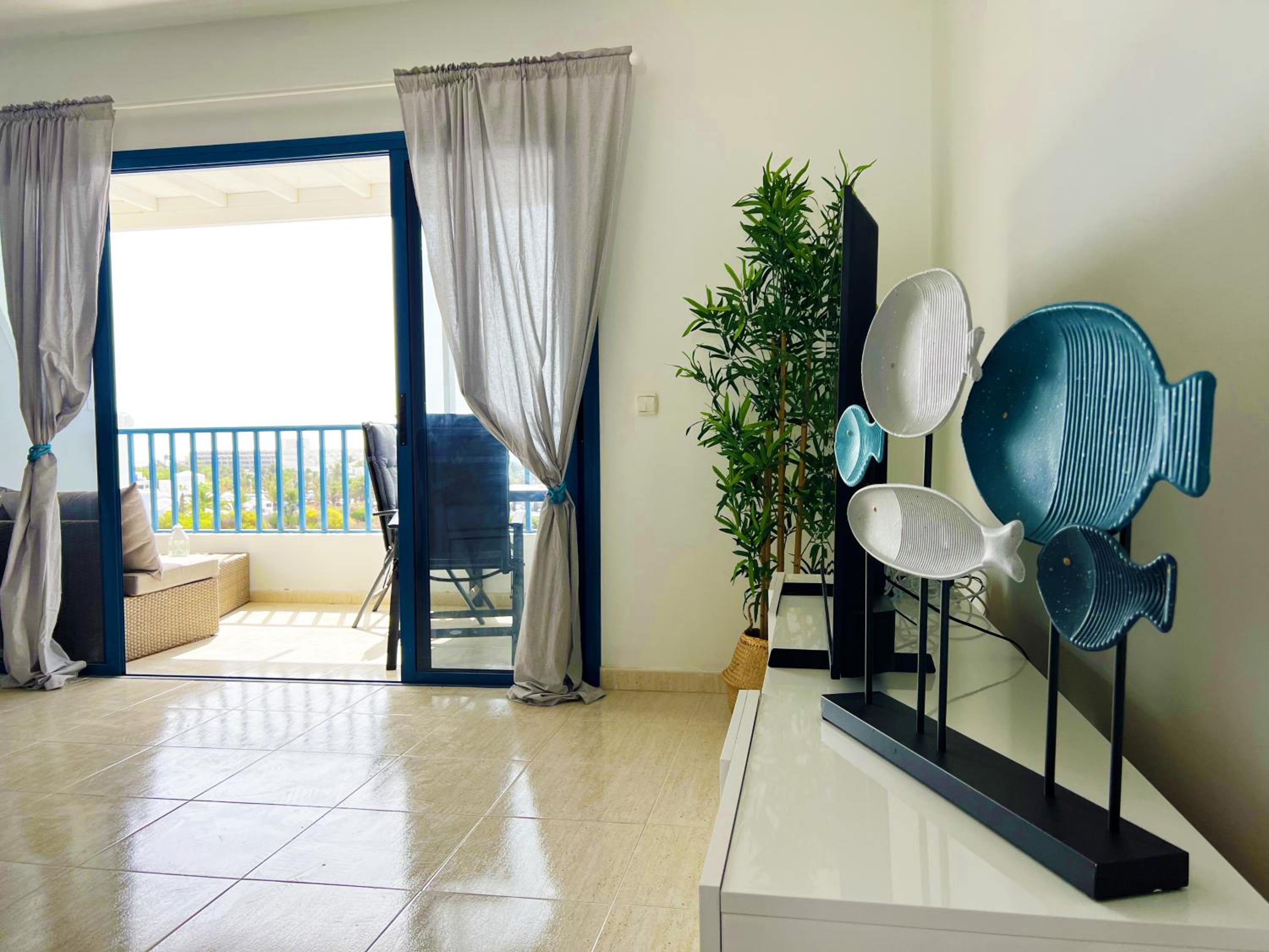 LOS CHARCOS TERRACE VIEW