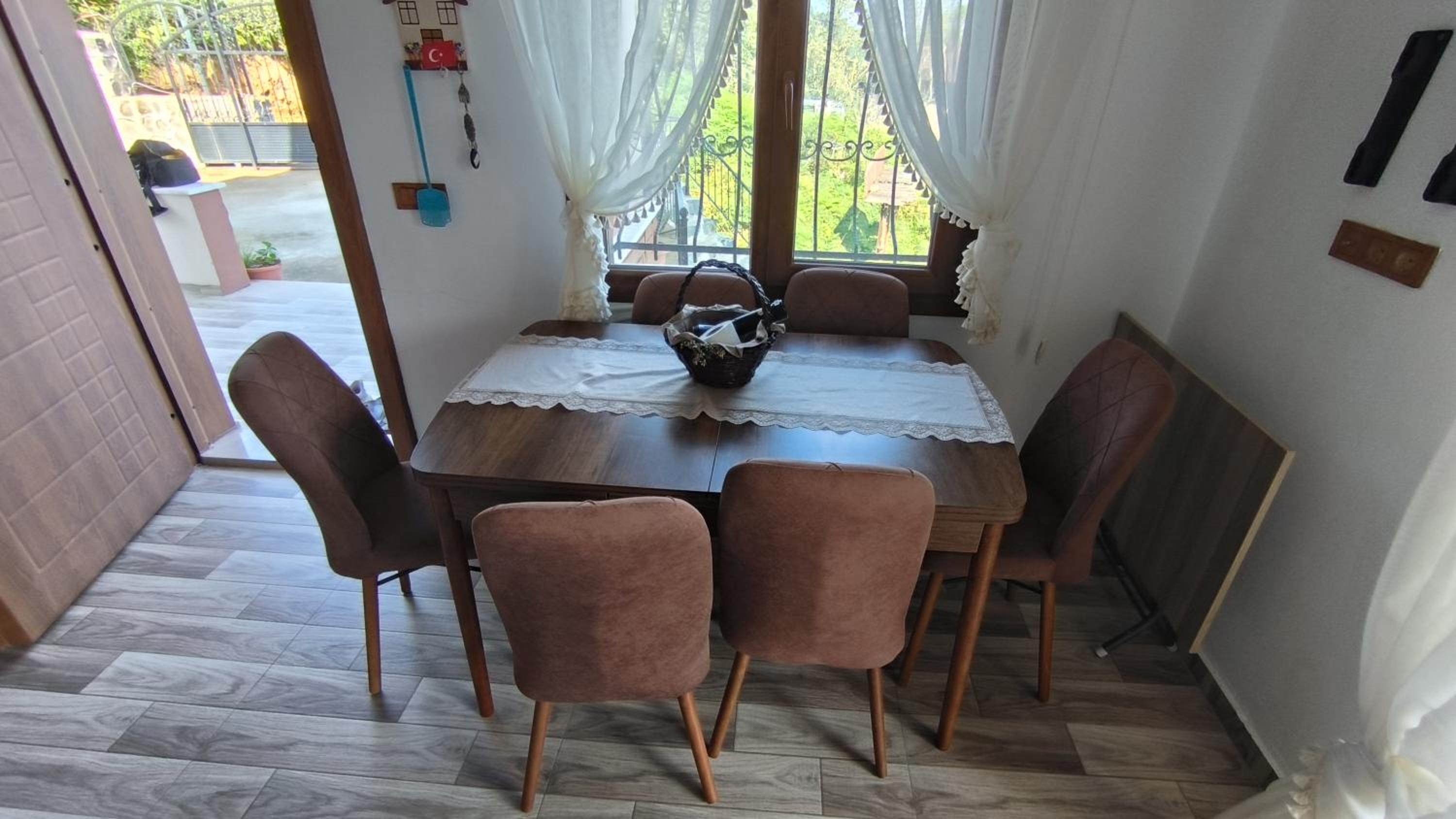 Photo 19
