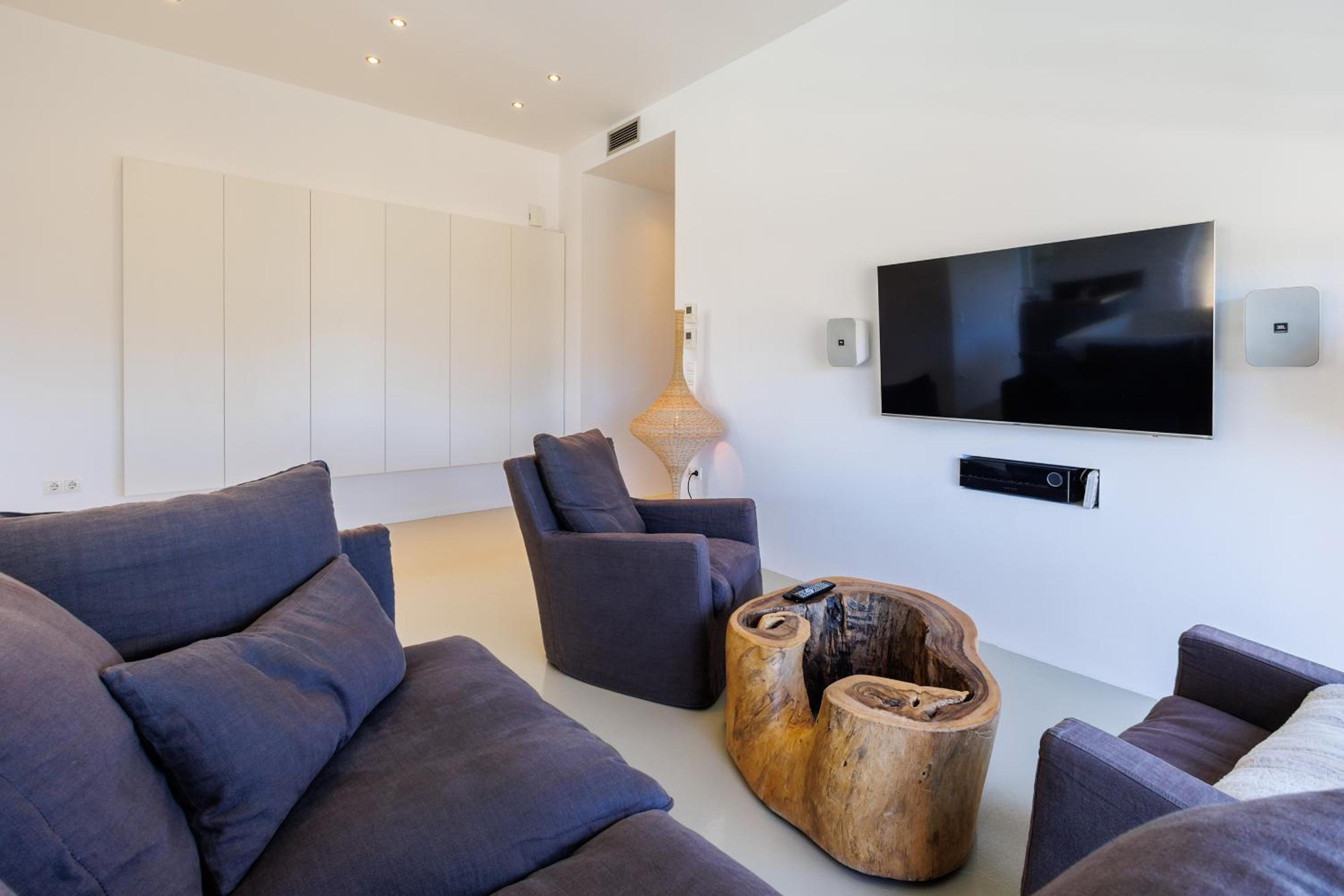 Luxury Villa Gialova Lagoon with Private Pool