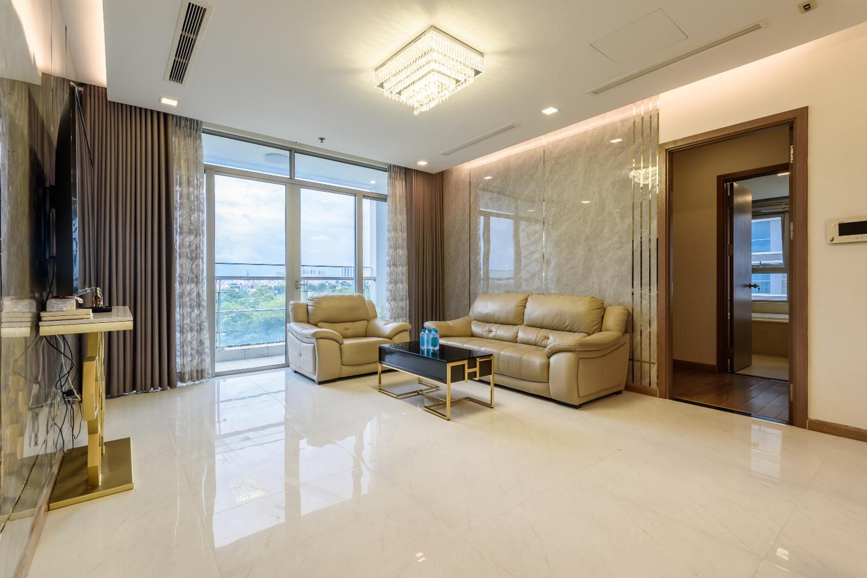 Landmark Vinhomes Christine Apartment