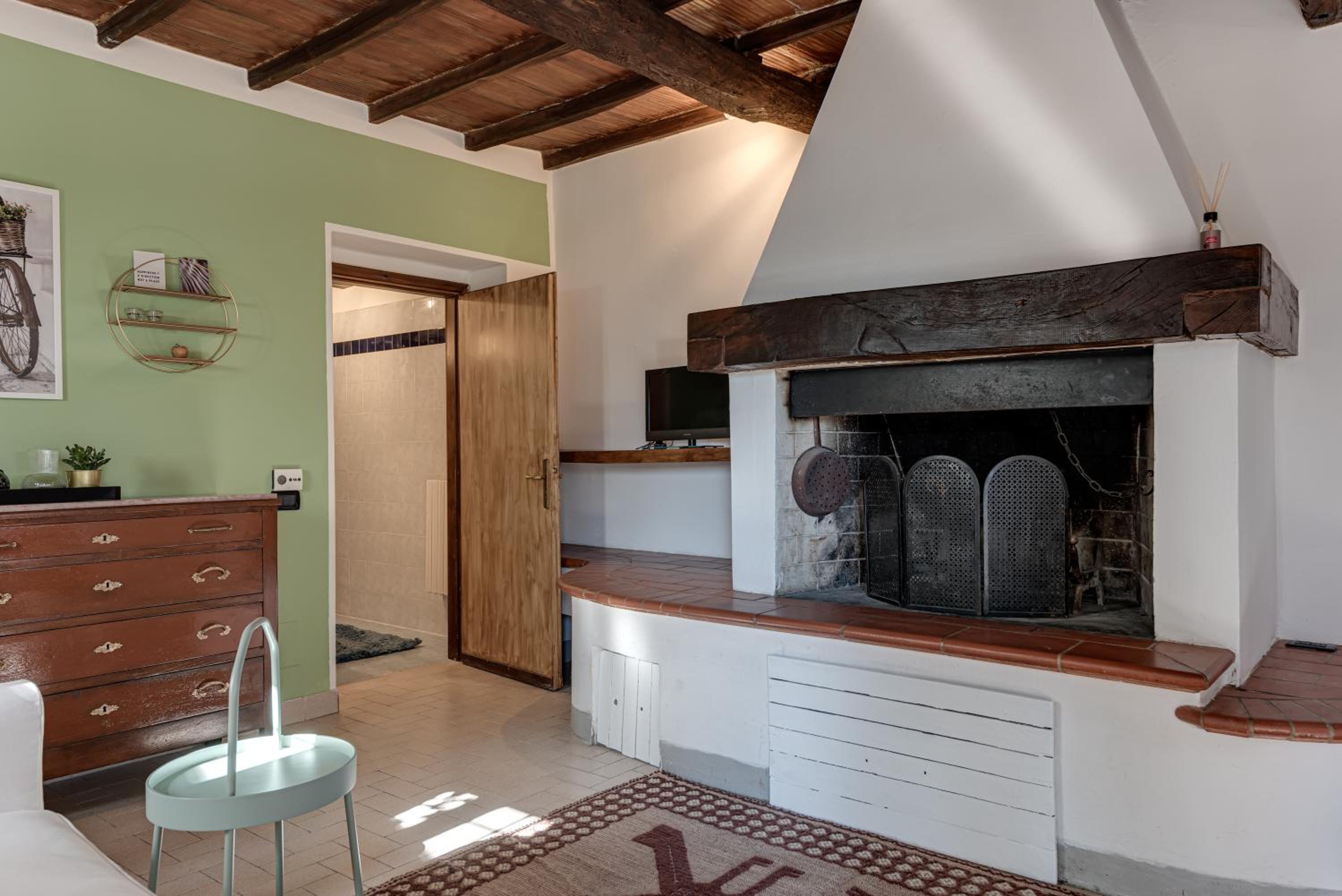 Poggio al Mandorlo view 5