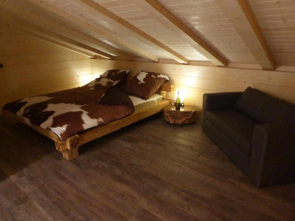 5-Sterne-Blockhaus-Romantik-Huette-Ferienhaus