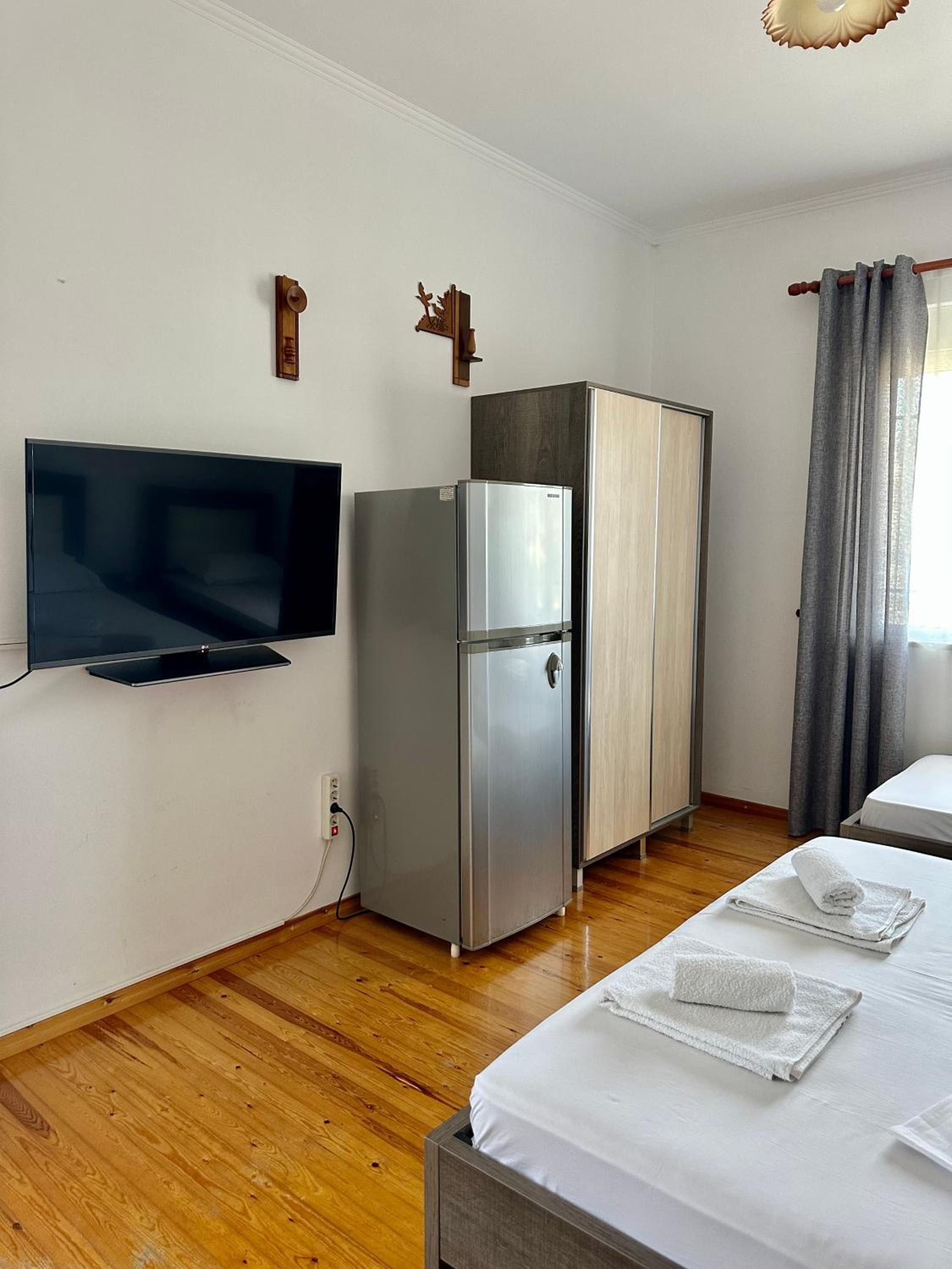 Brian Apartments