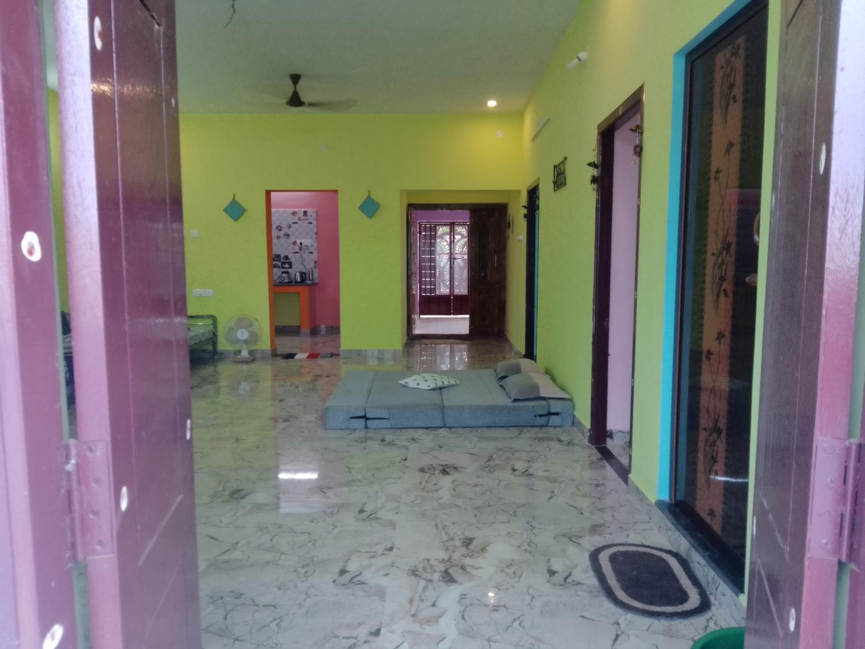 SHI's Spacious 2BHK Home Stay at Thanjavur view 4