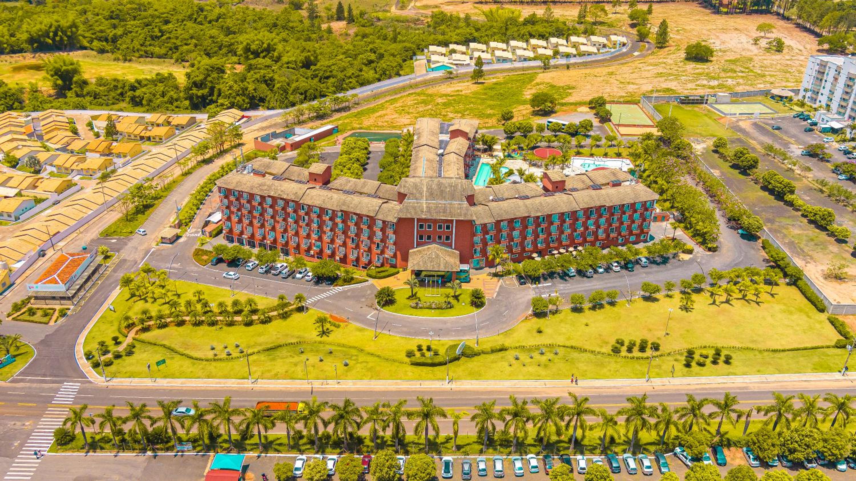 Hotel Lagoa Quente Hotel - LAGOA OFICIAL - Image 1