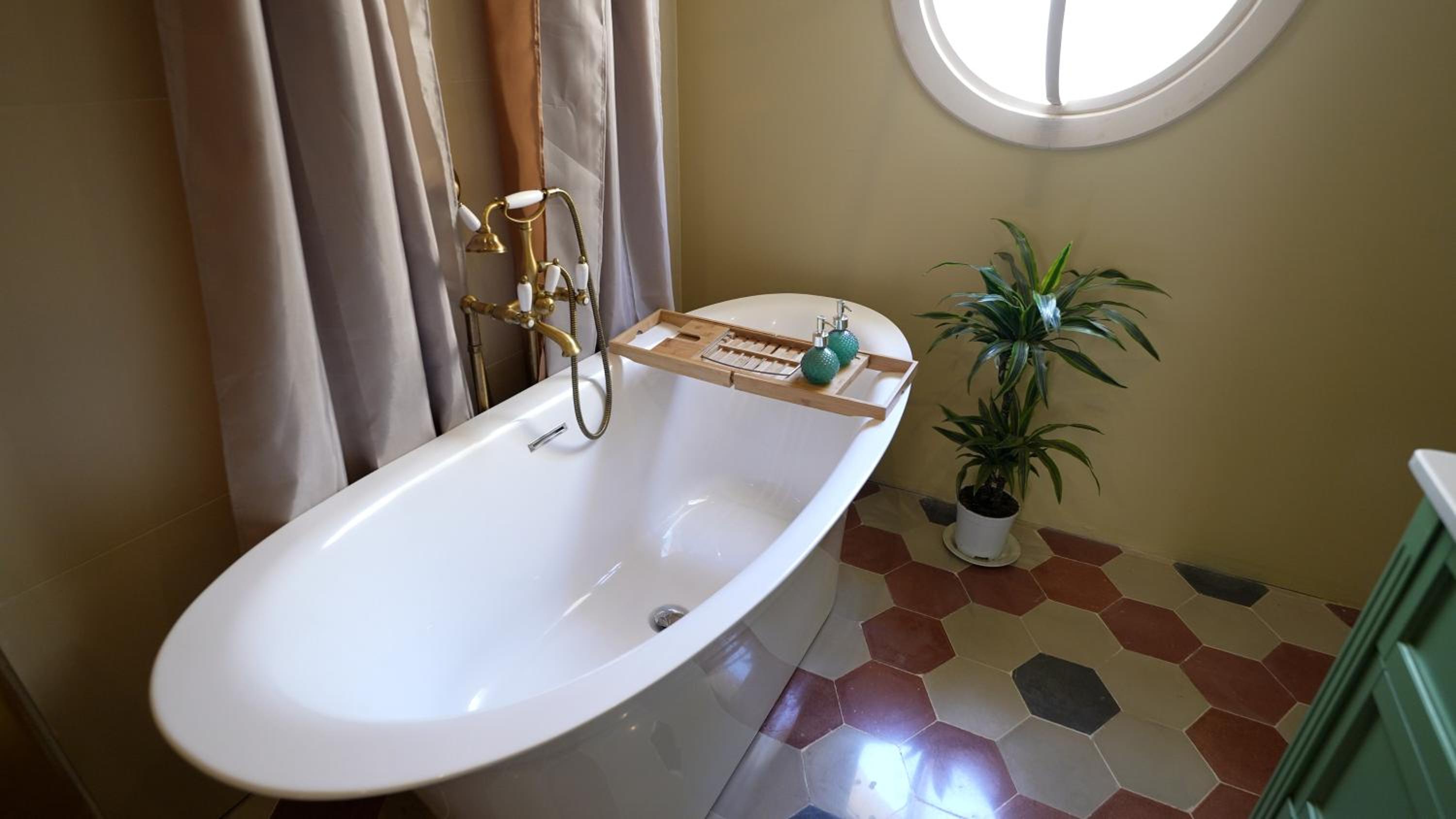 Tinja Bnb view 3