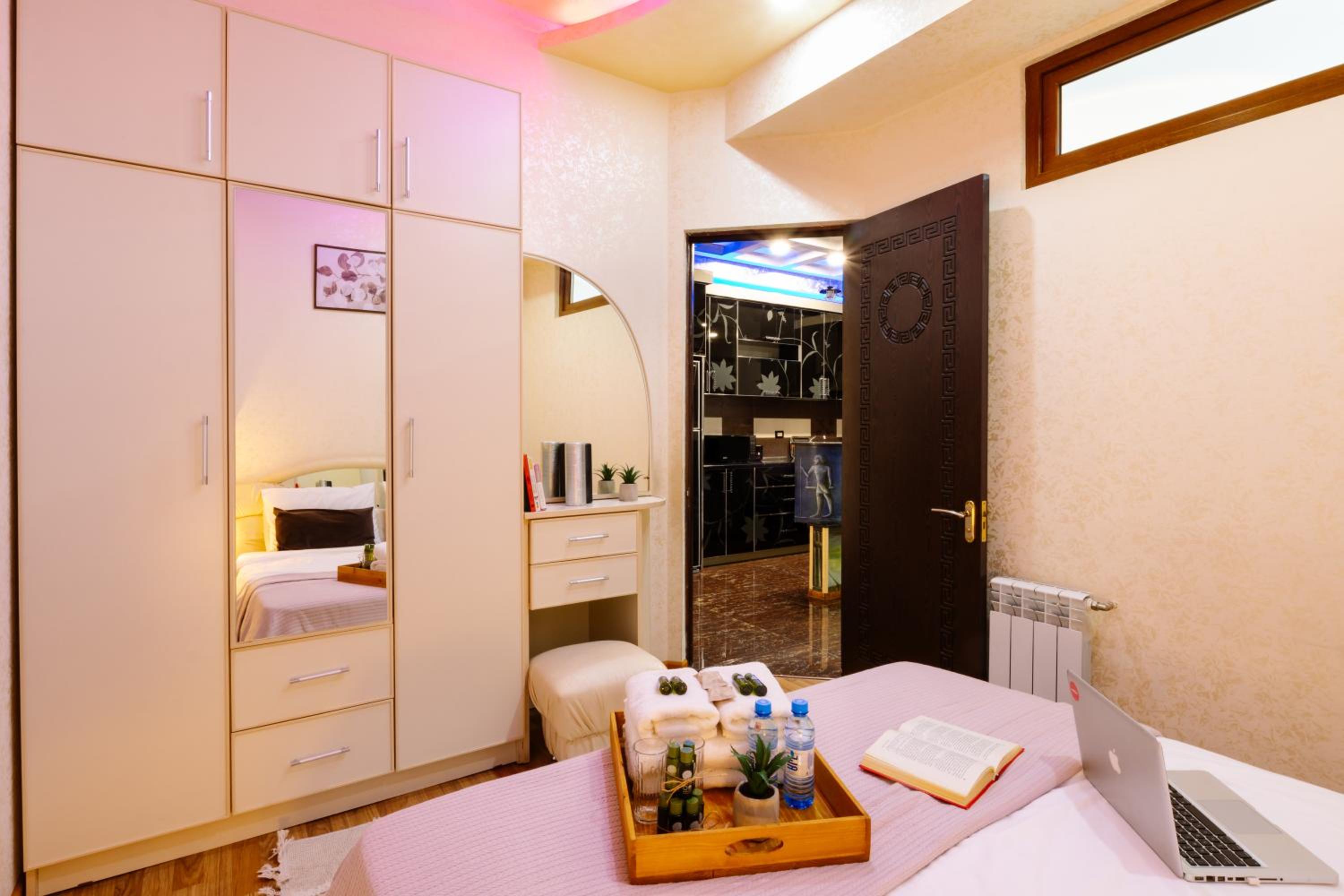 hotelise I Lodge Apartment