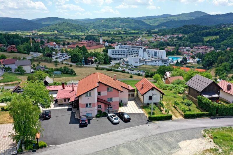 Apartment & rooms Vila Toplissa view 5