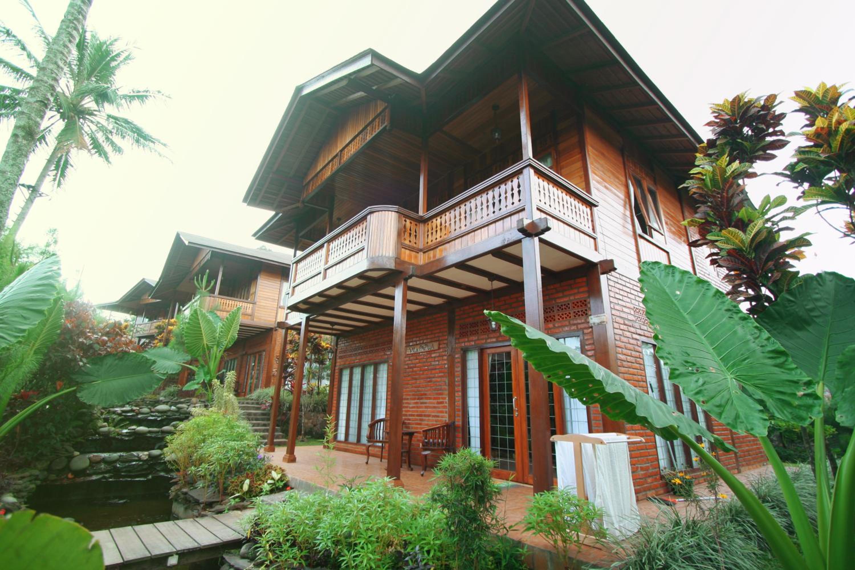 Jambuluwuk Convention Hall & Resort Puncak