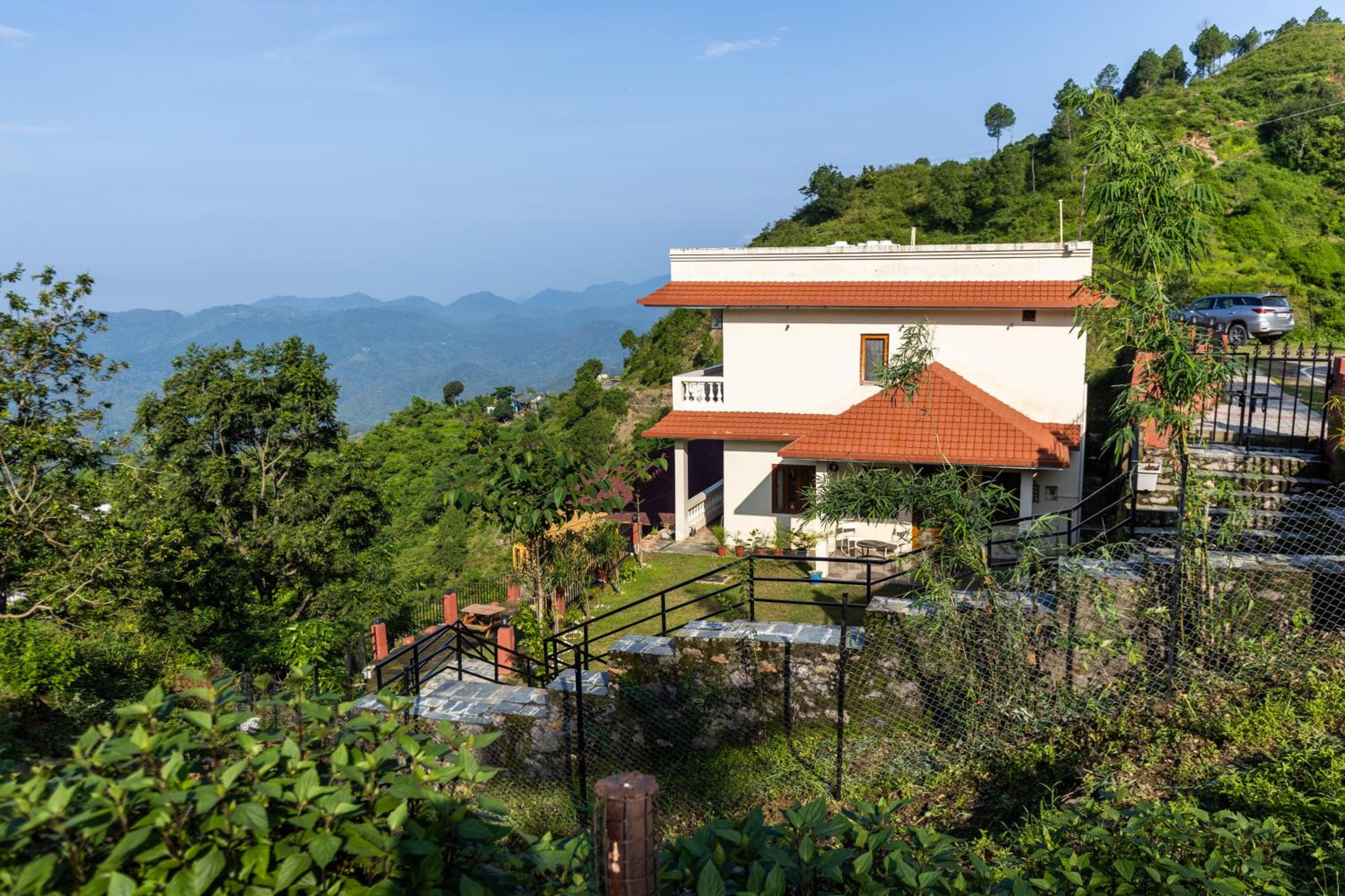 Villa by Mountain Homes- Lansdowne view 5