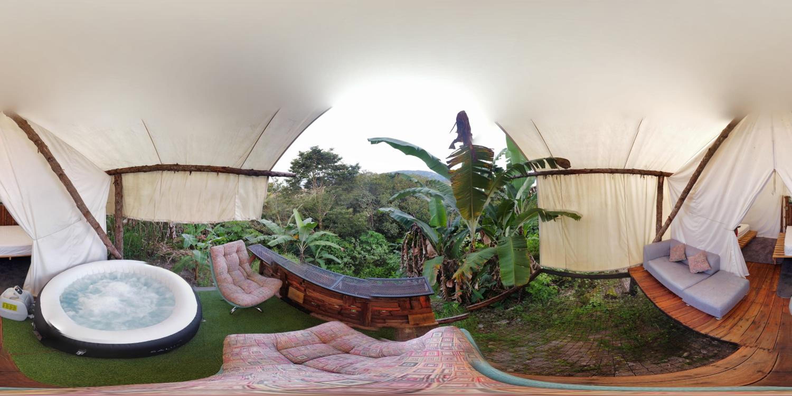 Eco-Glamping Panorama