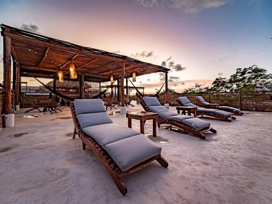 Private Rooftop Penthouse with pool, BBQ & Jungle View view 5