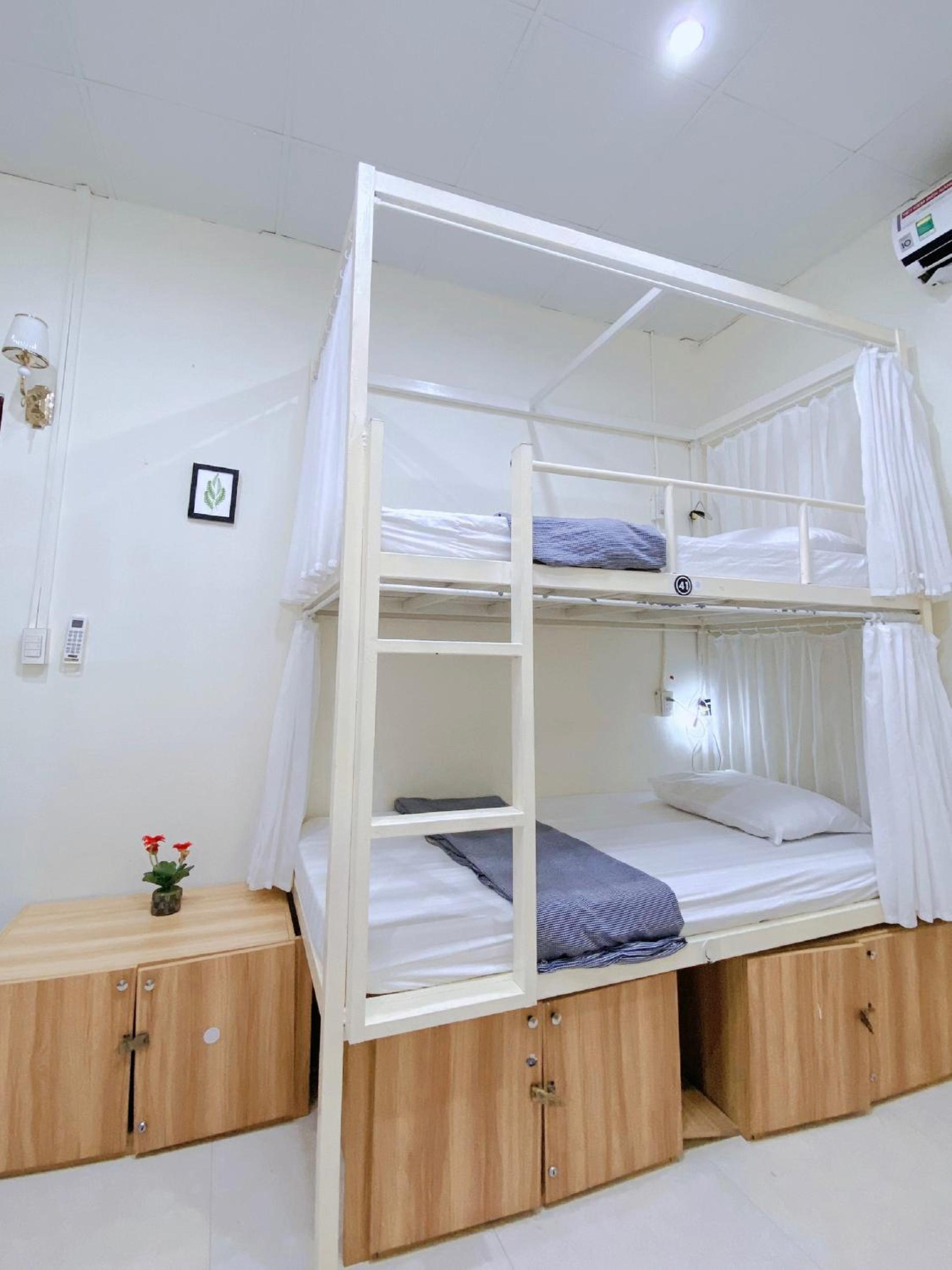 Amy 2 Hostel Hue