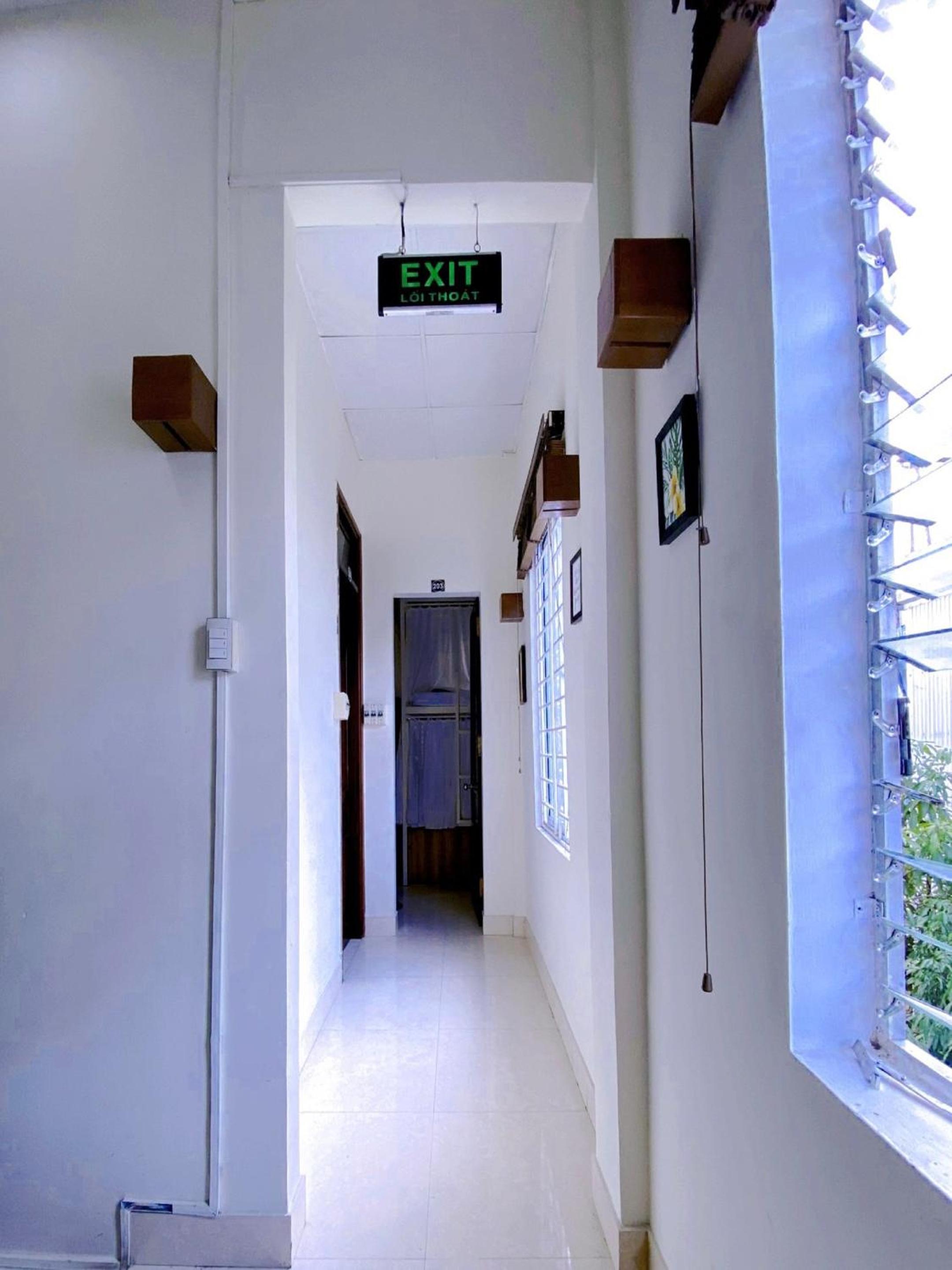 Amy 2 Hostel Hue