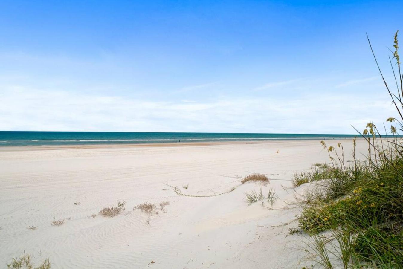 Crescent Lookout Oceanfront with panoramic views