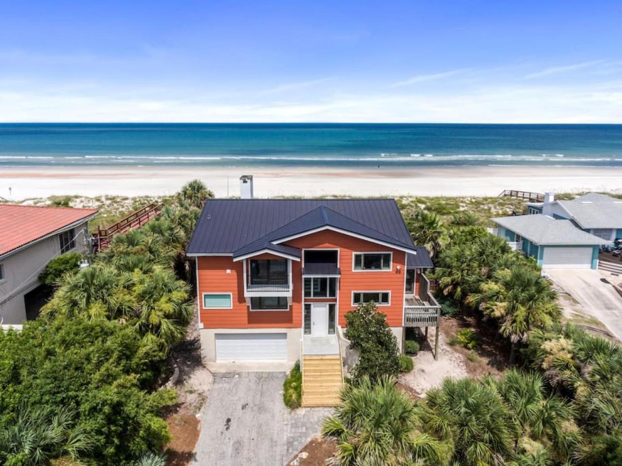 Crescent Lookout Oceanfront with panoramic views