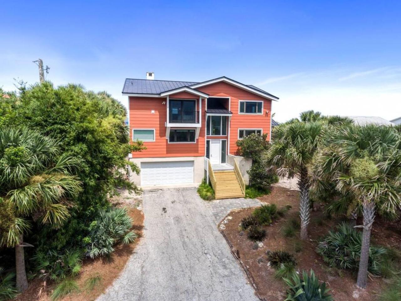 Crescent Lookout Oceanfront with panoramic views