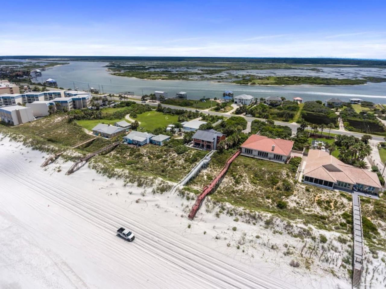 Crescent Lookout Oceanfront with panoramic views