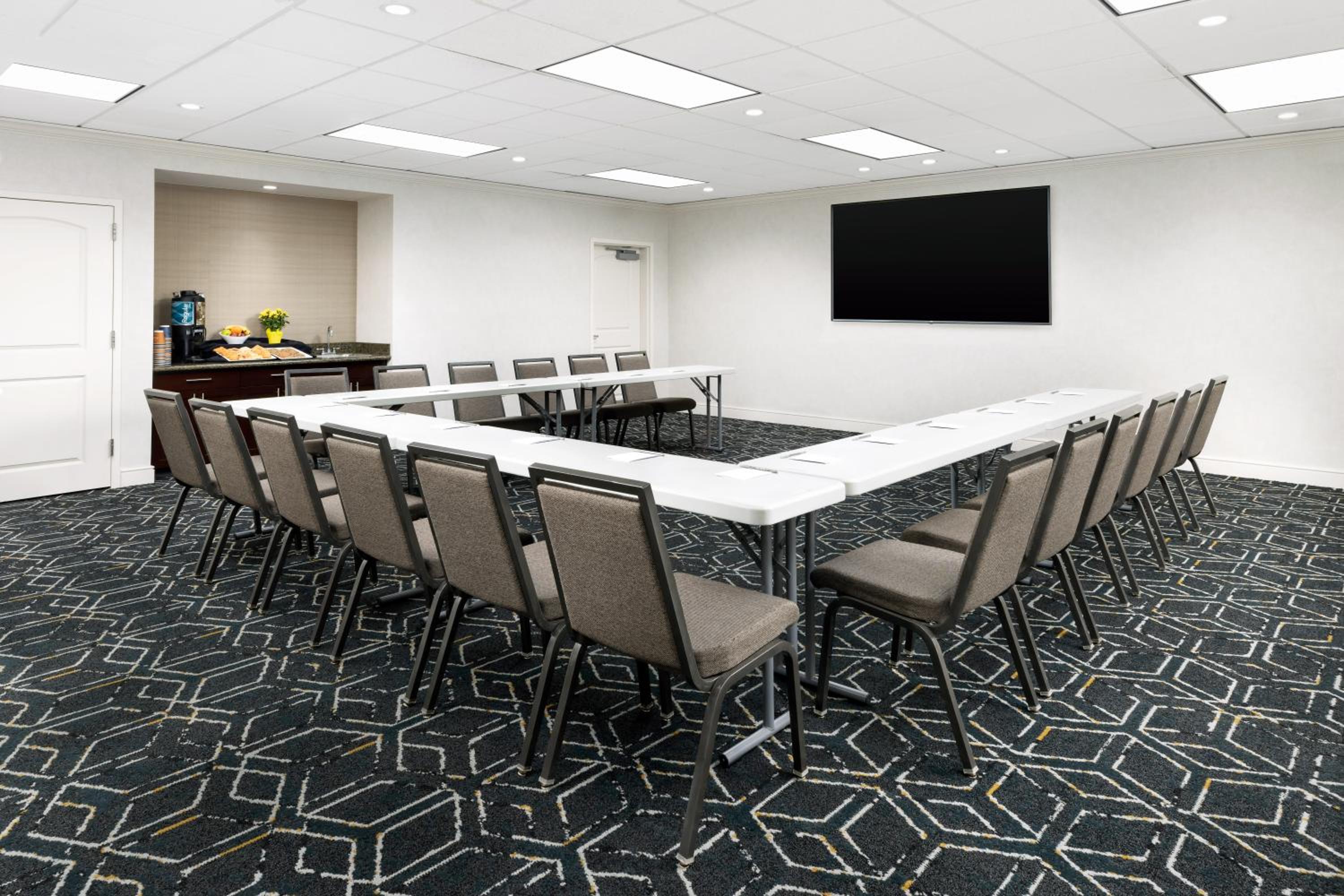 Portsmouth Vacations - Homewood Suites by Hilton Portsmouth - Property Image 29