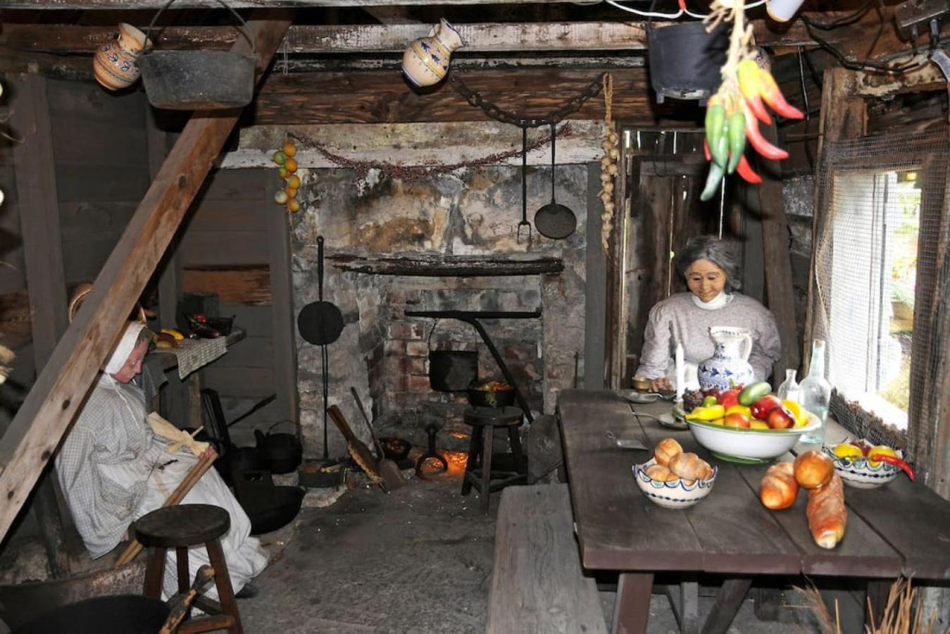 Photo 48