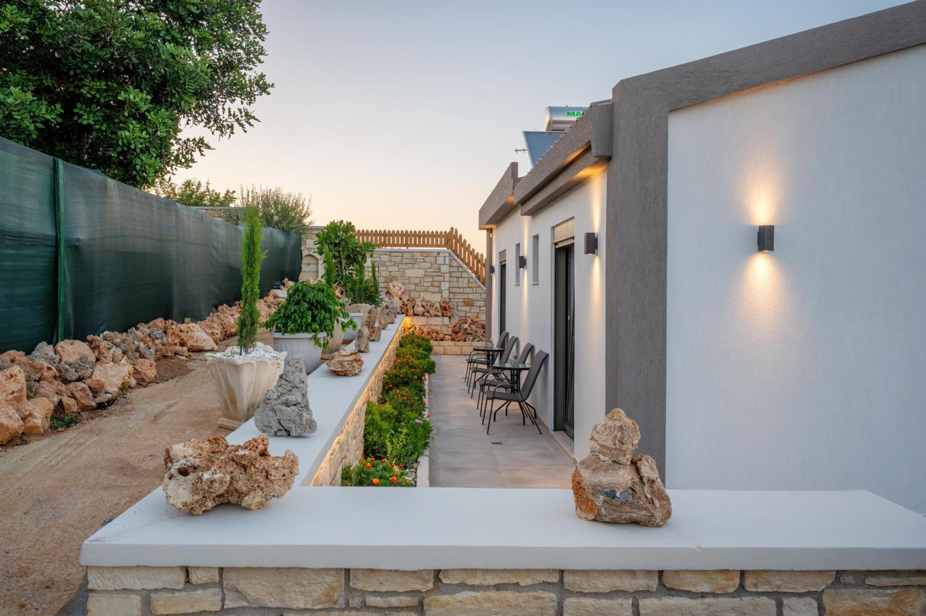 Halaro Villa