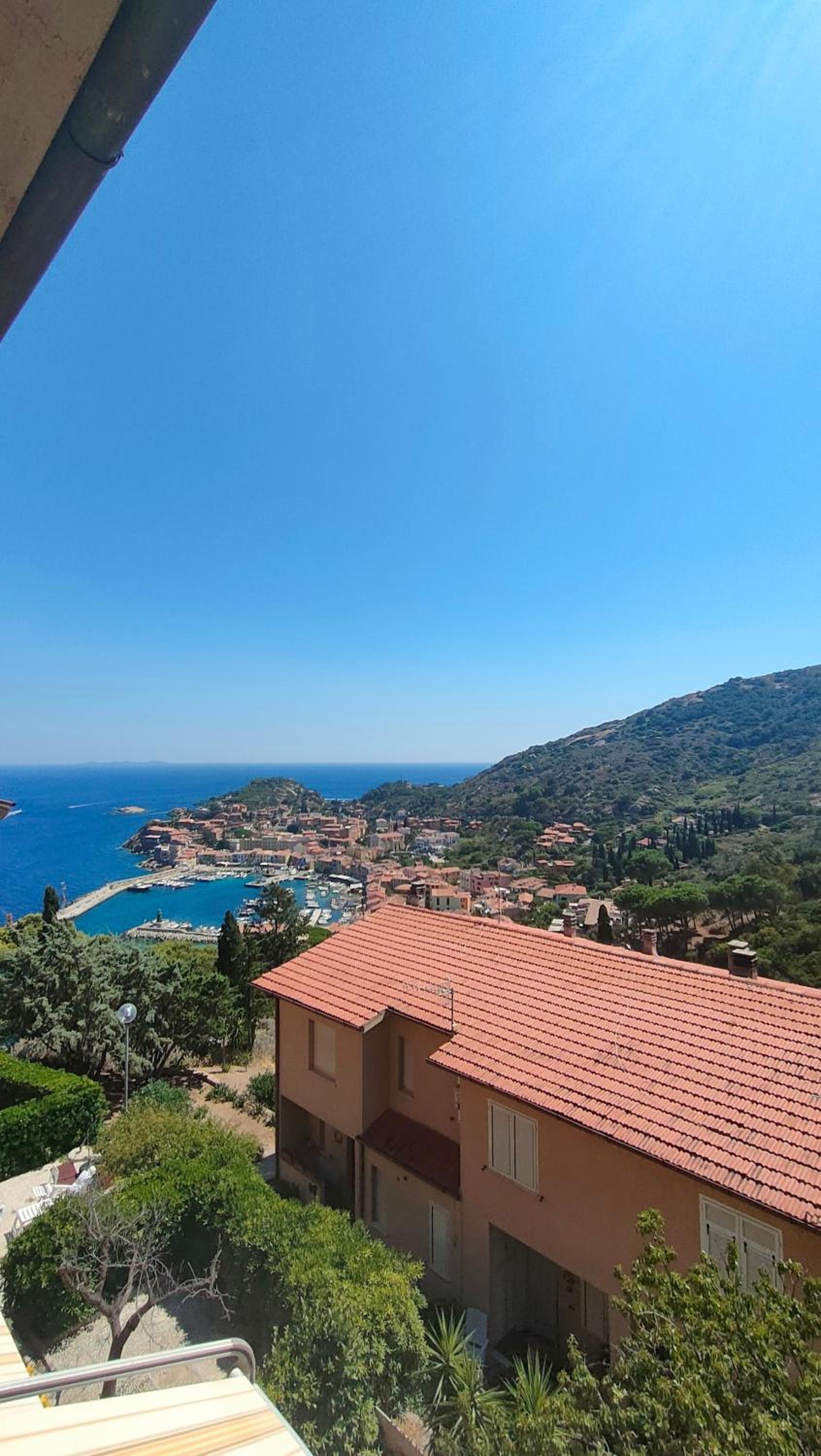 Isola del Giglio casa Nico e casa Camilla Monticello Giglio Porto