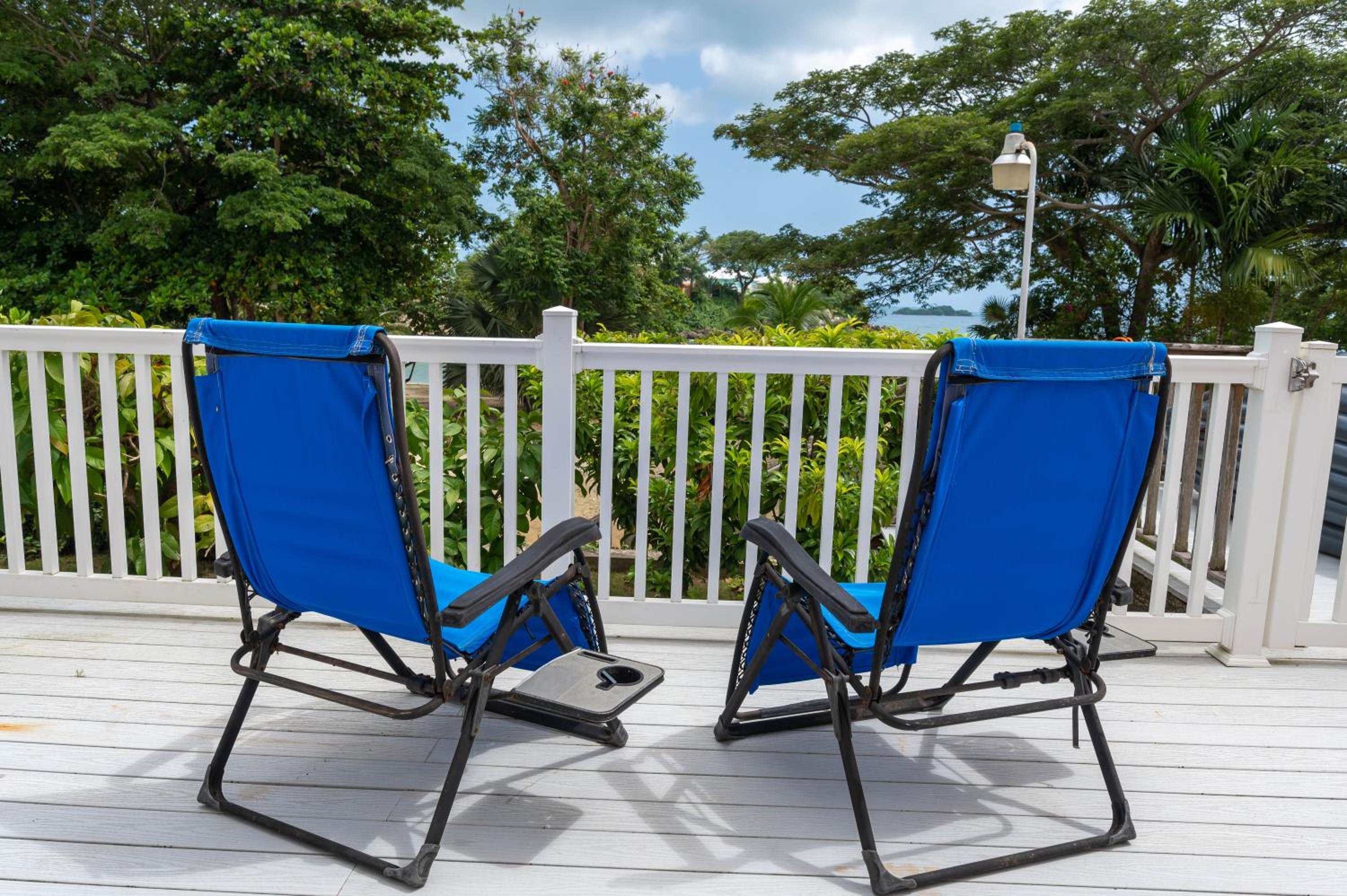 JAG Guesthouse- Little Bay Country Club
