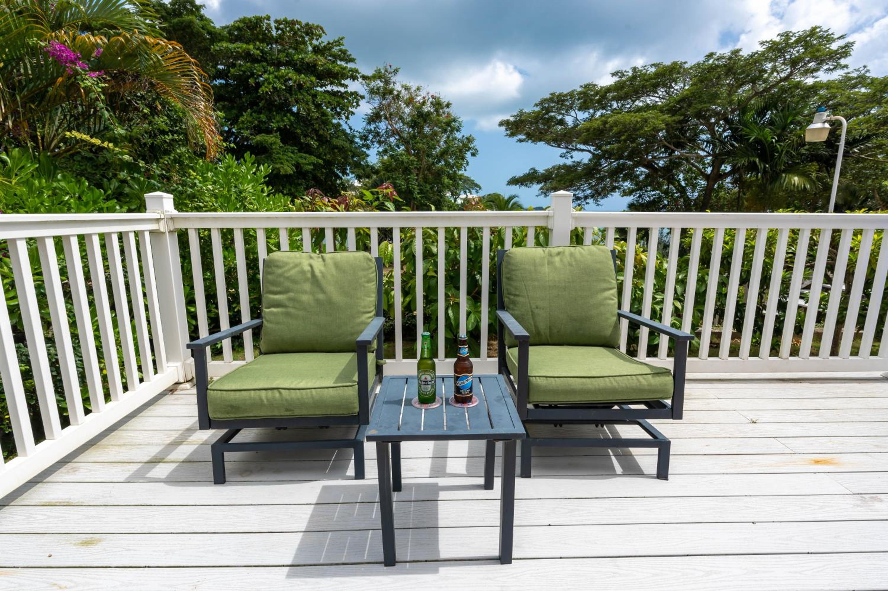 JAG Guesthouse- Little Bay Country Club