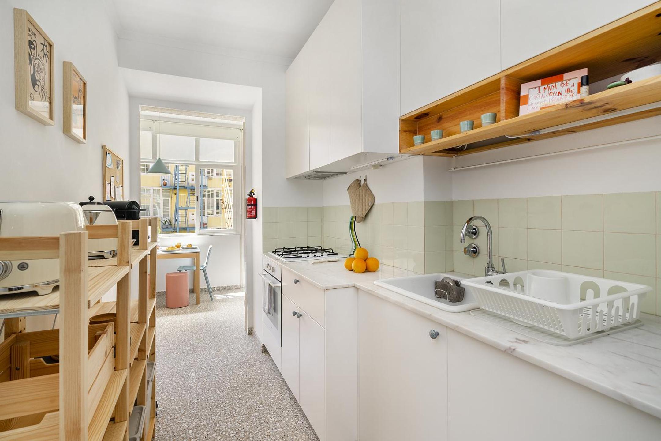 WHome Lisbon Urban Chic, Great for D Nomads & R Workers view 3