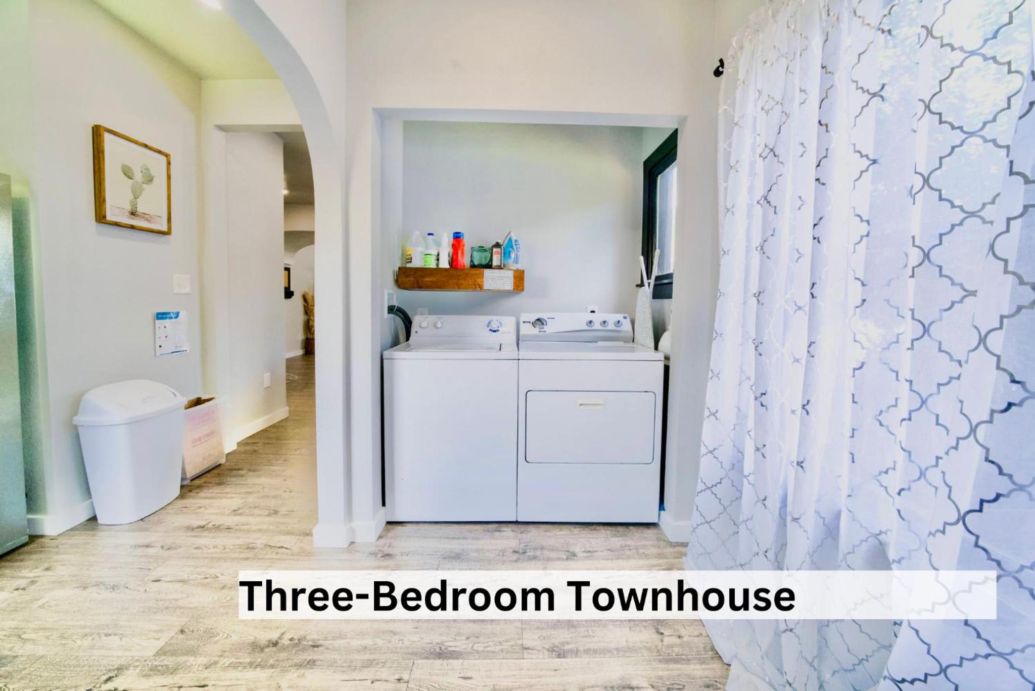 Boutique Apartment in Historic Downtown Albany, photo 34