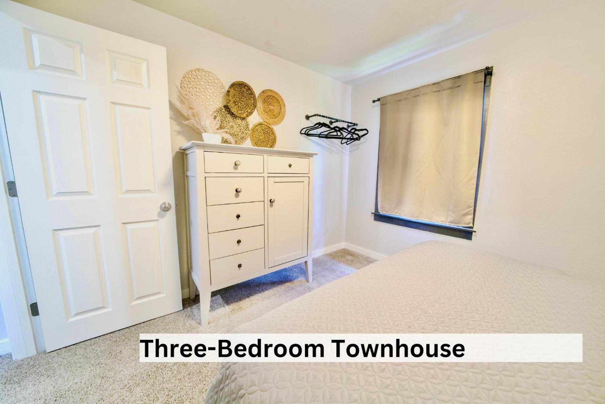 Boutique Apartment in Historic Downtown Albany, photo 9