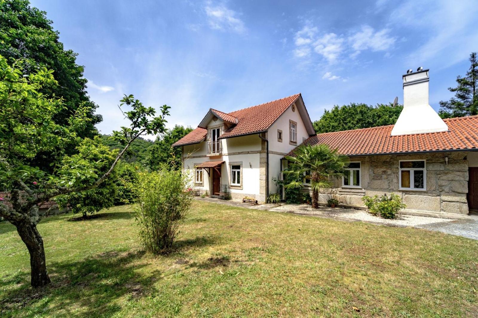 Quinta das Fontes - Alojamento Rústico Local e Turismo Rural view 2