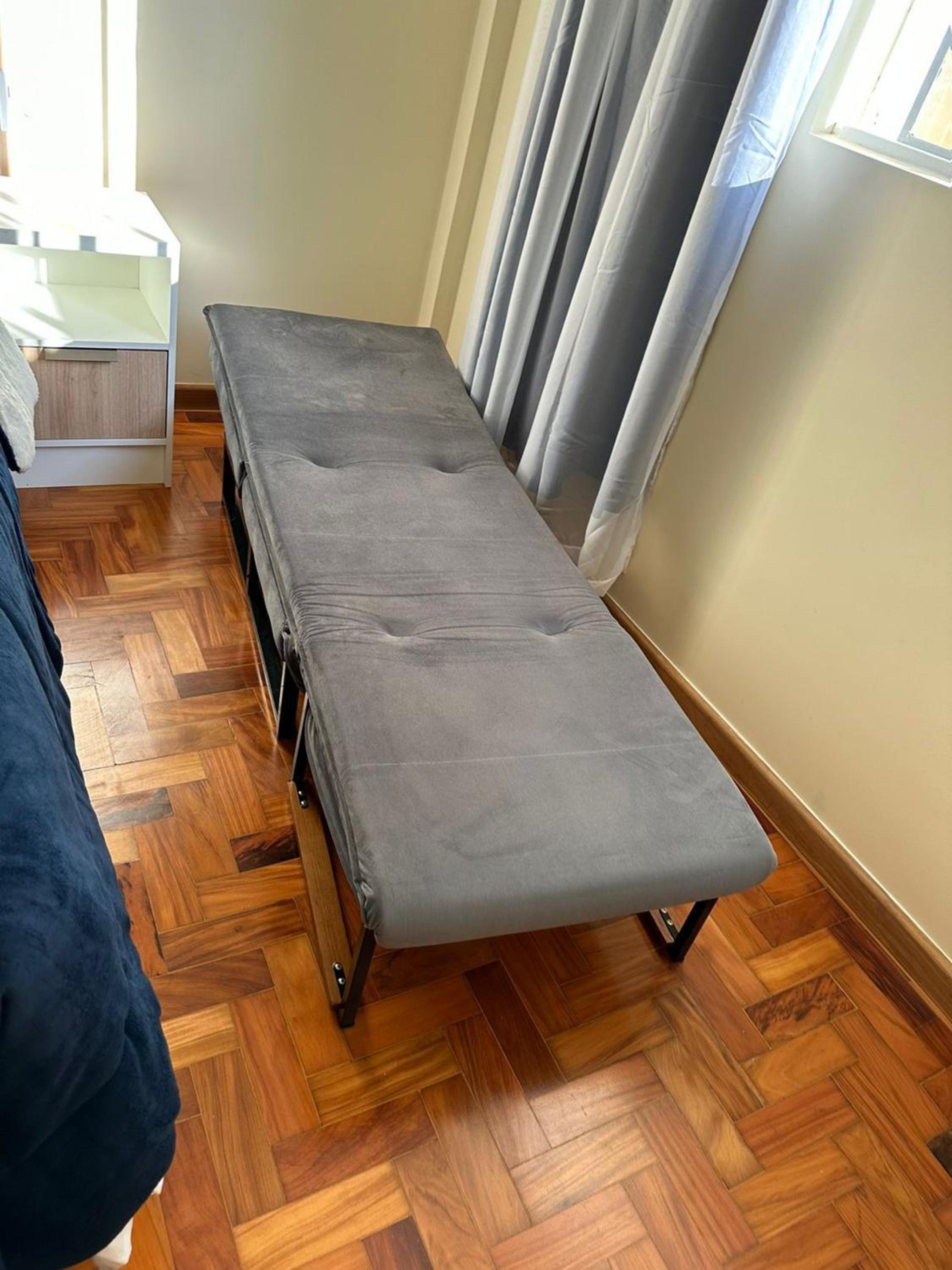 Prédio central com apartamentos reformados