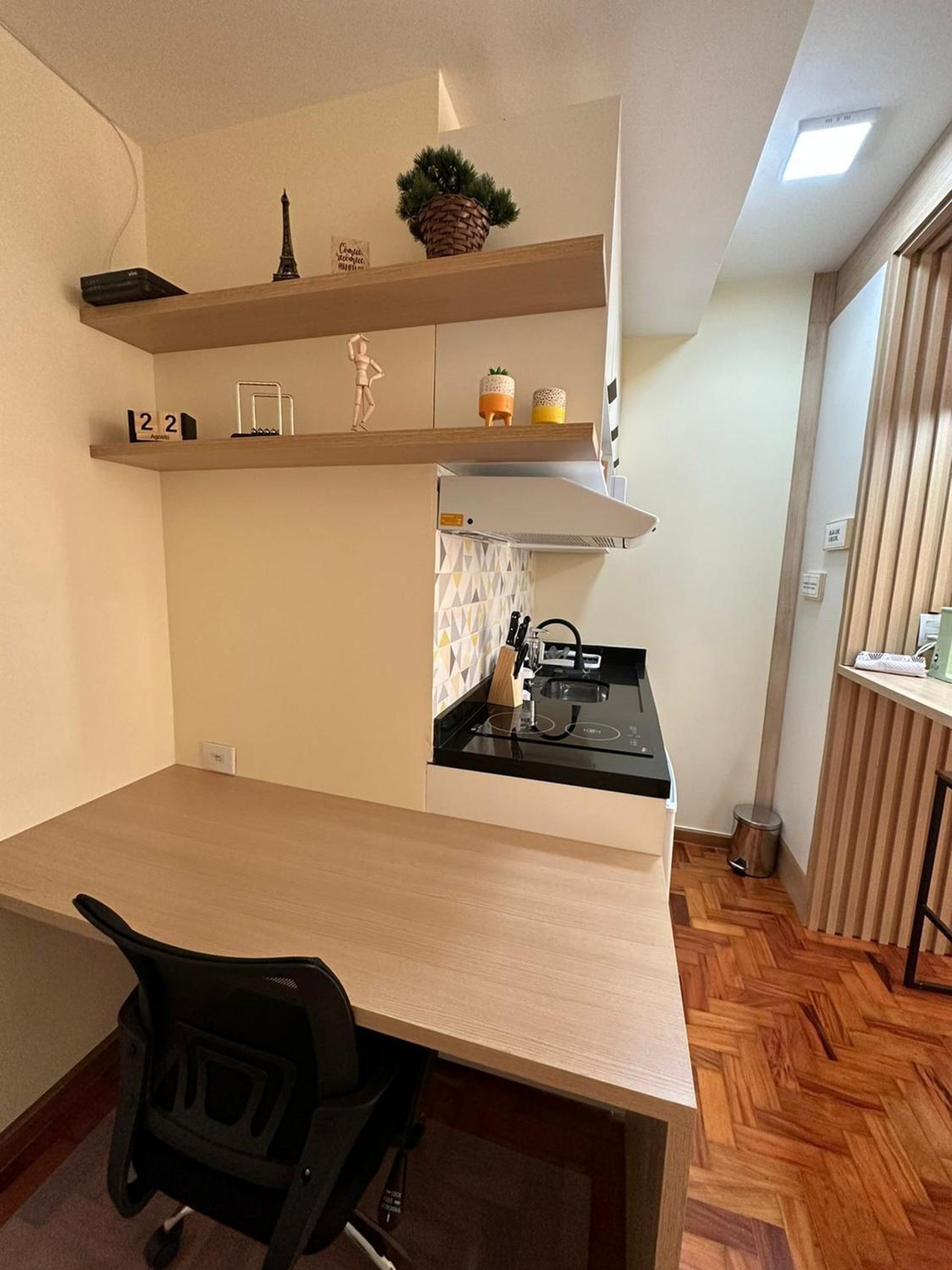 Prédio central com apartamentos reformados